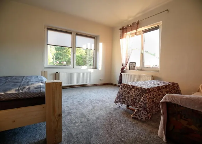 Devade Se Dvema Loznicemi A Wifi Pripojenim Apartament Trutnov